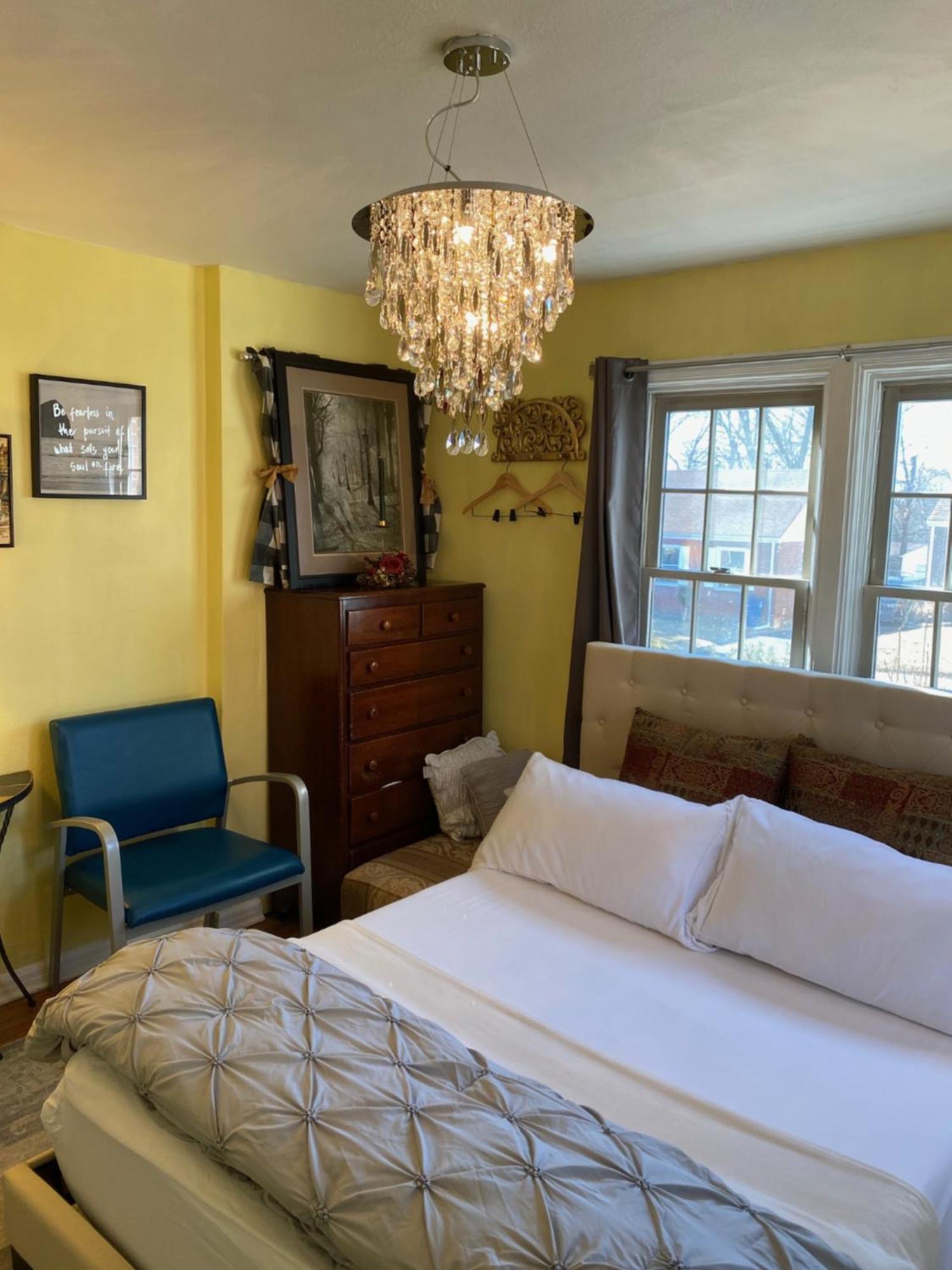 Cozy Room Near Airport & Highway سانت لويس الغرفة الصورة